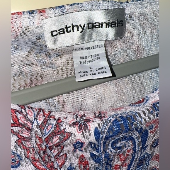 Cathy Daniels Red White Blue Paisley Flutter Sleeve Blouse | Size Large - Picture 4 of 5